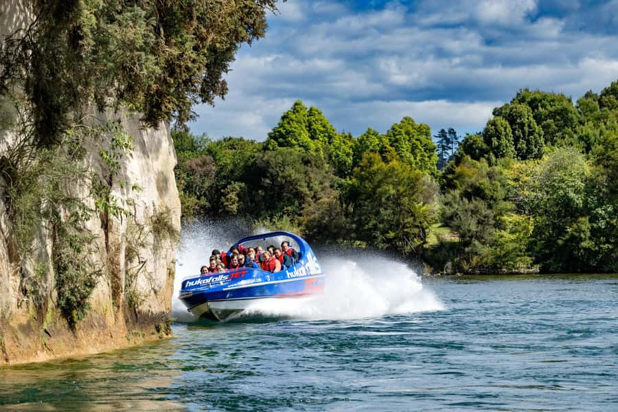 Taupō: Huka Falls 30-Minute Jet Boat Experience - Key points to know before you book
