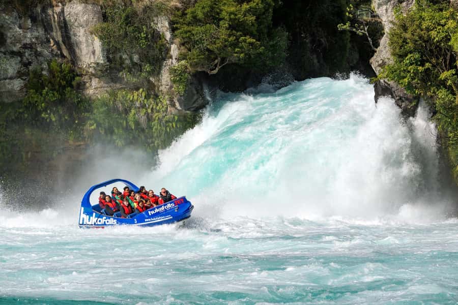 Taupō: Huka Falls 30-Minute Jet Boat Experience - From Wairakei Tourist Park to the Waikato River