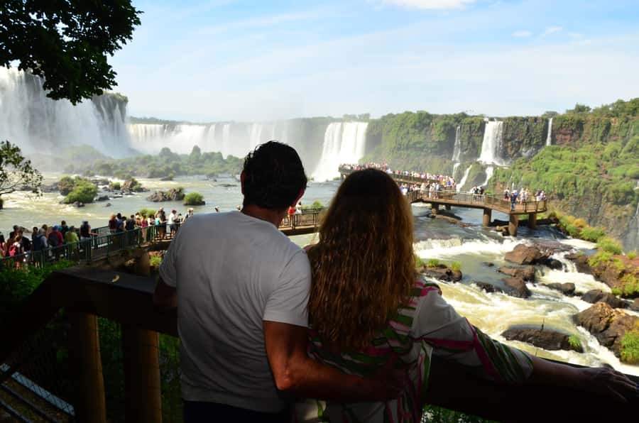 The Best of Iguazu Falls (Brazilian Side) - Half-Day Tour - What the guides add to the experience