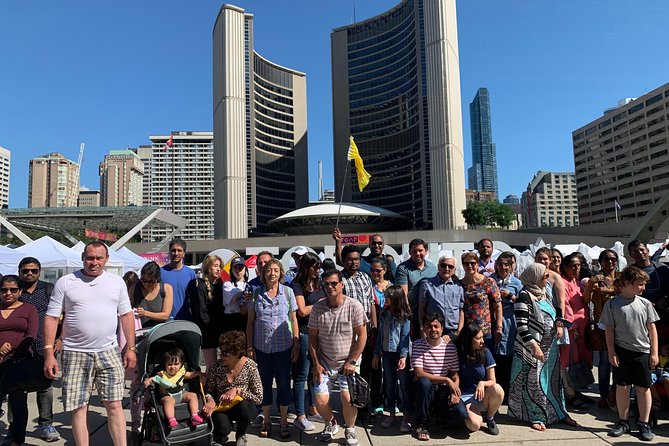 Toronto & Niagara Falls 2 Days Tour - Life on the coach