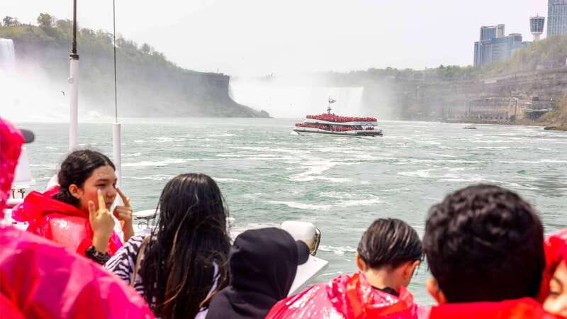 Toronto: Niagara Falls, Boat Ride & Journey Behind the Falls - Optional views from above