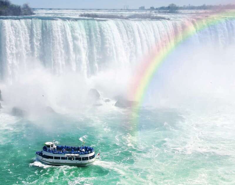 Toronto: Niagara Falls Bus Tour with Maple Tasting and NOTL - Key points at a glance