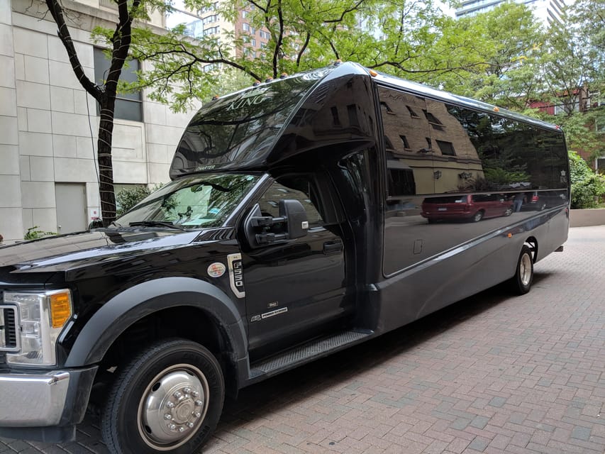 Toronto: Niagara Falls Bus Tour with Maple Tasting and NOTL - The Floral Clock, when in season