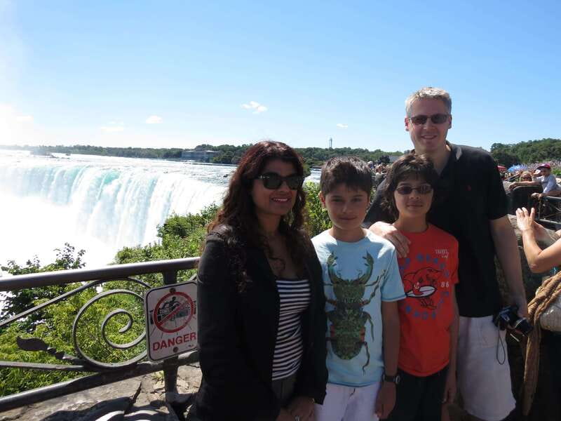 Toronto: Niagara Falls Day Tour with Boat Option - Morning pickup and the ride from Toronto