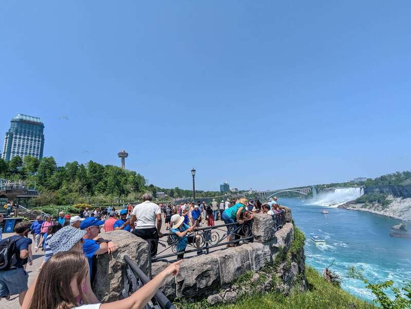 Toronto: Niagara Falls Day Tour with Boat Tour Option - Key things to know before booking