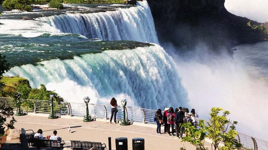 Toronto, Niagara Falls & Thousand Islands 3-day Tour from NY - Transportation is the biggest question mark