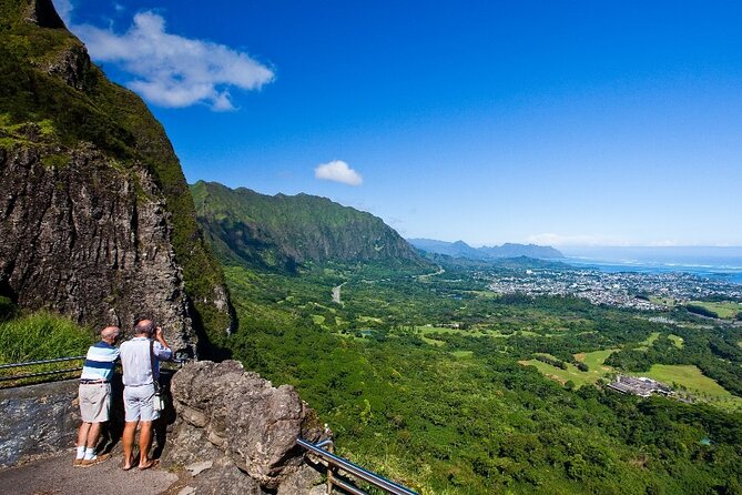 Tour of North Shore & Waimea Waterfall - Key points before you book