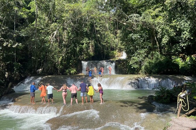 Tour to Black River and YS Falls - Why Everald can make or break the day
