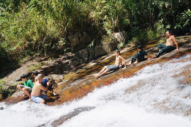 Trekking Tour to Hidden Waterfall & Sturgeon Farm for dog-lovers - Starting at Twin Beans Farm