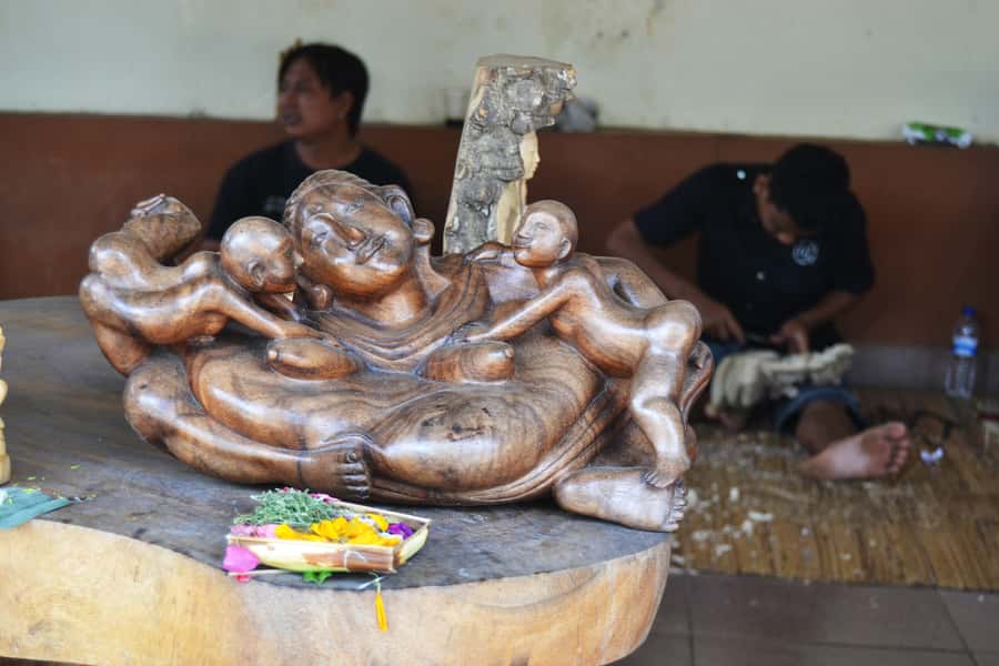 Ubud: Rice Terrace, Waterfall, & Elephant Cave - Tegenungan Waterfall: a refreshing opening stop
