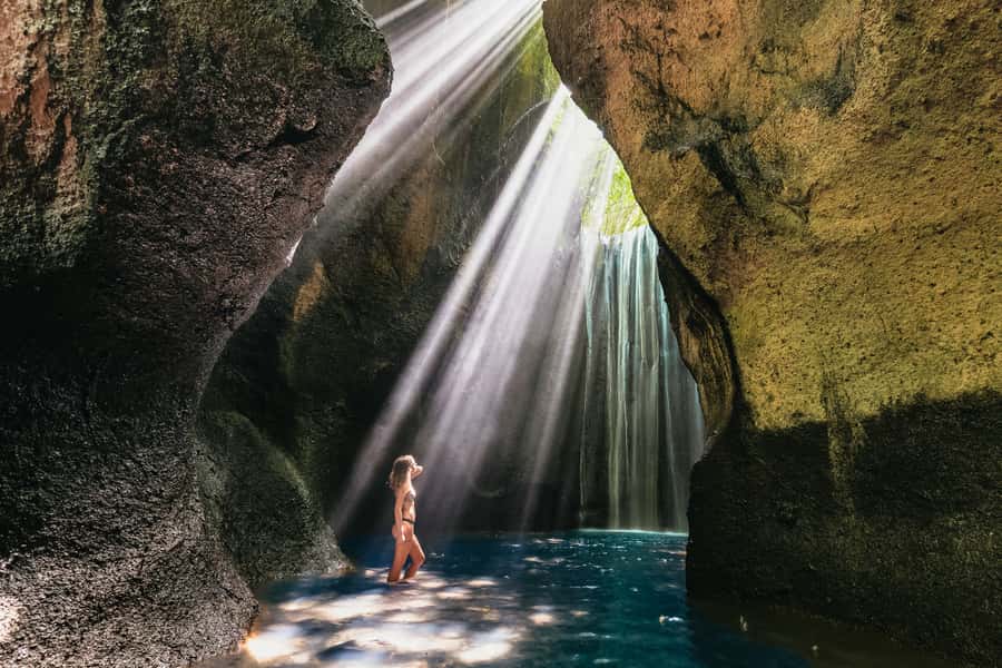 Ubud: Spectacular Waterfalls Tour - Tukad Cepung: a waterfall inside the rock