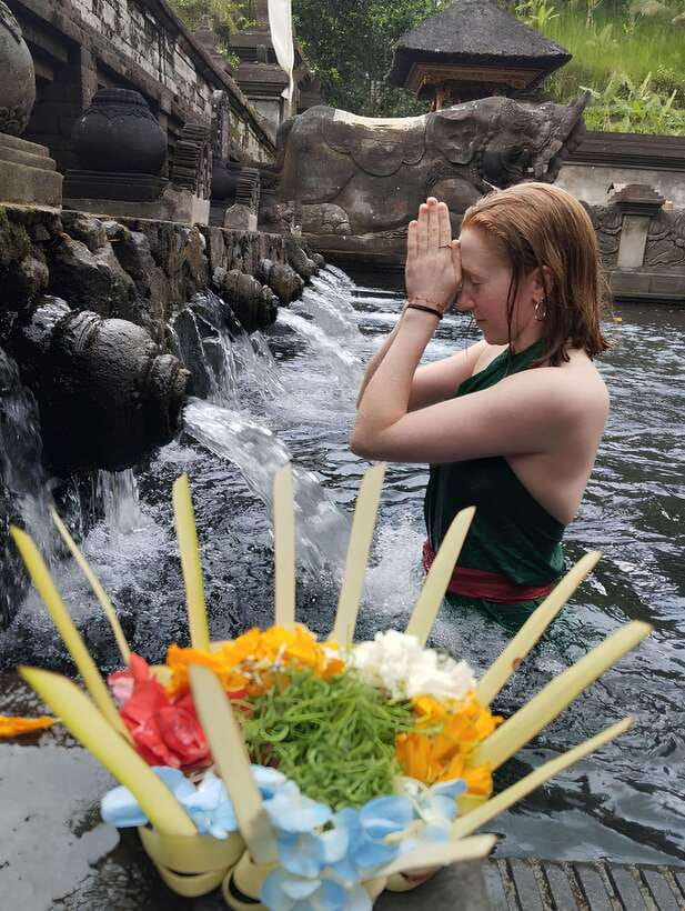 Ubud: Water Temple, Rice Terrace, and Waterfalls Tour - Coffee plantation: a tasting stop with a sales question