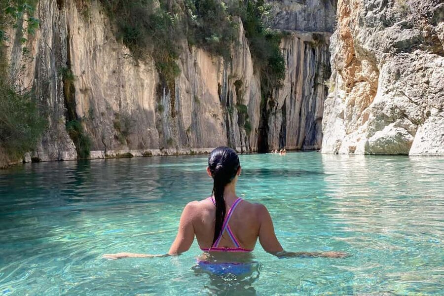 Valencia: Epic Waterfalls and Montanejos Swimming Experience - The four details that make this day different