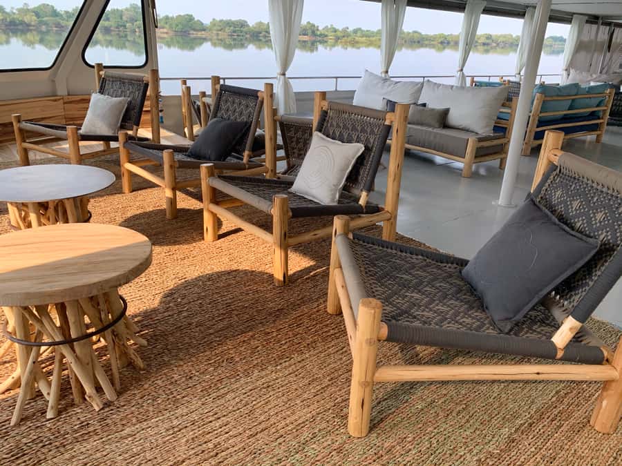 Victoria Falls: 2-Hour Luxury Zambezi River Sunset Cruise - Service that makes the difference