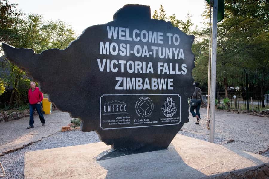 Victoria Falls: Private Guided Tour of the Falls - Key Things to Know Before You Book
