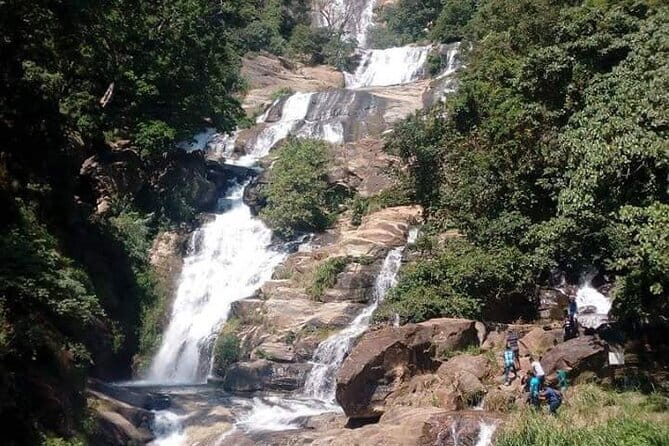 Visit Around Ella with diyaluma falls - Nil Diya Pokuna takes you below the surface