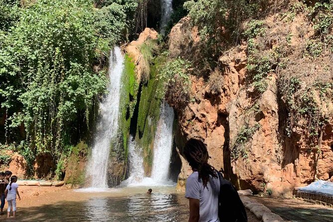Visit the waterfall and hidden caves - Walking to the Sefrou waterfall