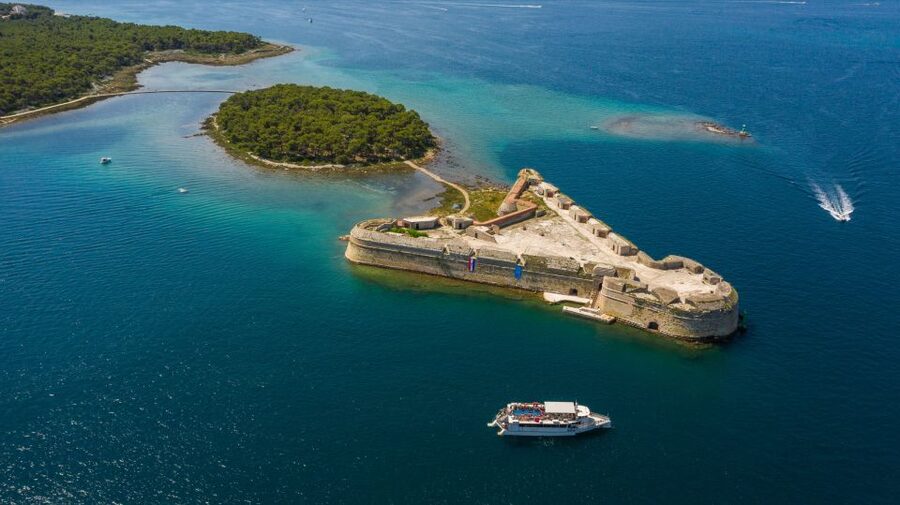 Vodice: Krka Waterfalls National Park Boat Tour - Arriving beneath Skradinski Buk around 11:30