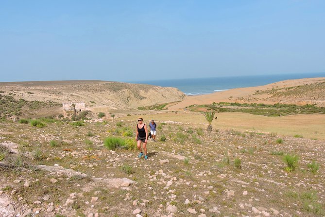Walk between Argan Forest, Ocean & Waterfalls. 12 km - Guides make or break this outing