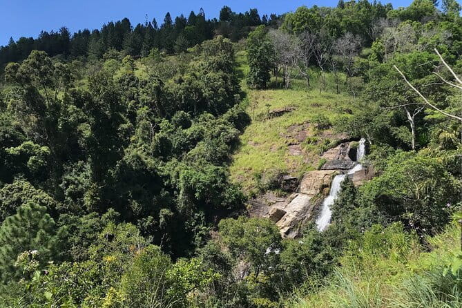 Waterfall Hunting- Bambarakanda & Lanka Falls + Natural Pool Bath - Why this Ella waterfall day works