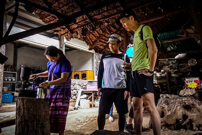Waterfall Wanderer Doi Inthanon Hiking Tour - Starting at 8:30 in Chiang Mai