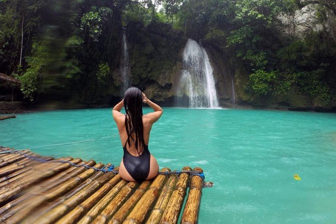 Whale Shark Encounter and Sumilon Sandbar with Kawasan Falls - Tumalog Falls adds a short freshwater stop