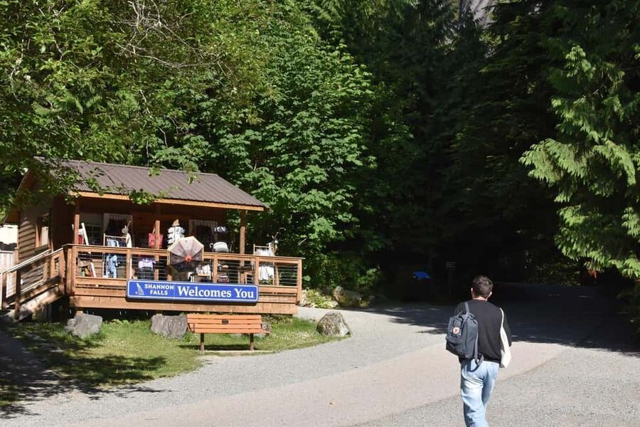 Whistler, Sea to Sky Gondola, and Shannon Falls Day Trip - The Sea to Sky Gondola above Squamish