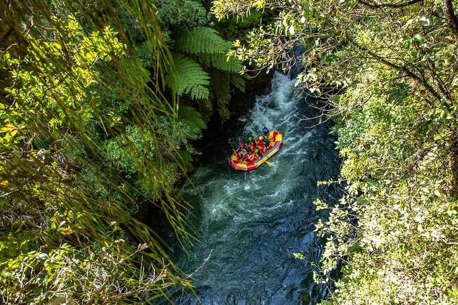 White Water Rafting - Kaituna Cascades, The Originals - Facing Tutea Falls, the 7-meter drop