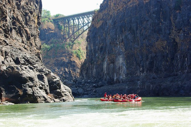White Water Rafting & Swimming under the Falls - What the Guides Add to the Experience