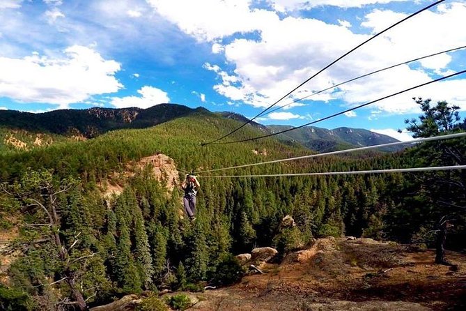 Woods Course Zipline Tour in Seven Falls - What each part of the course feels like